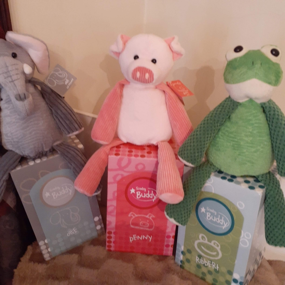 Scentcy buddy's NWT & original Boxes-(VINTAGE)